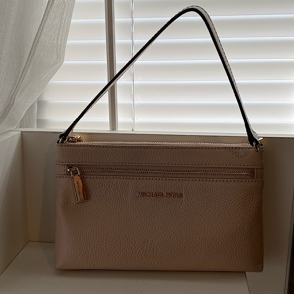 MICHAEL Michael Kors Handbags - micheal kors